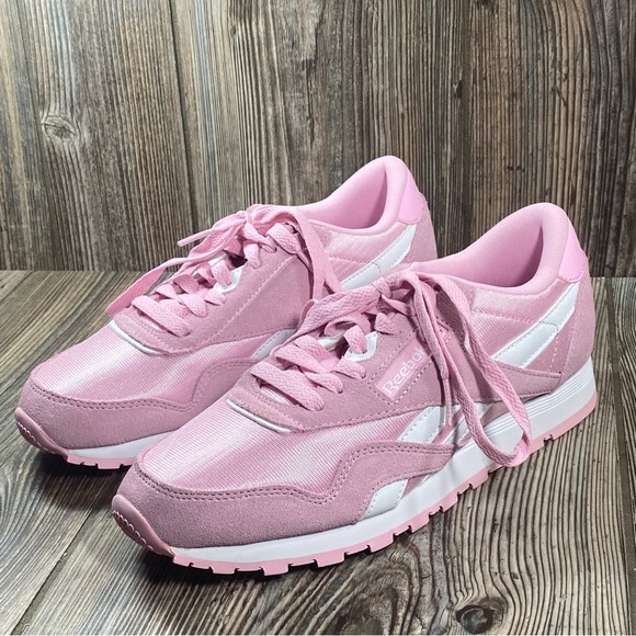 Reebok Classic Charming Junior Sz 4 Pink and White Sneakers - Picture 5 of 11